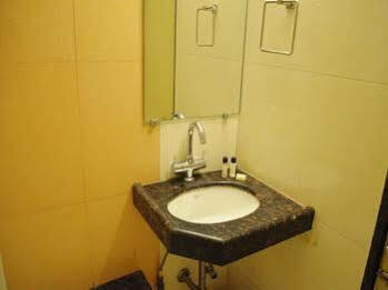 Oyo Rooms Railway Station Ankleshwar Exterior foto